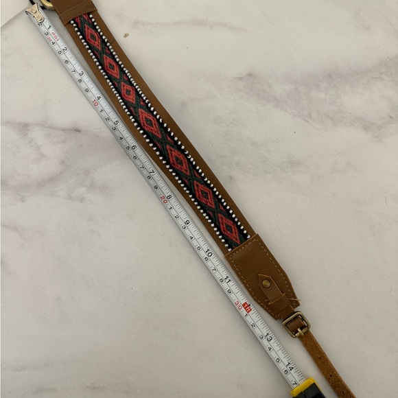 Handmade Peruvian Leather Dog Belt (small) - Picture 4 of 4